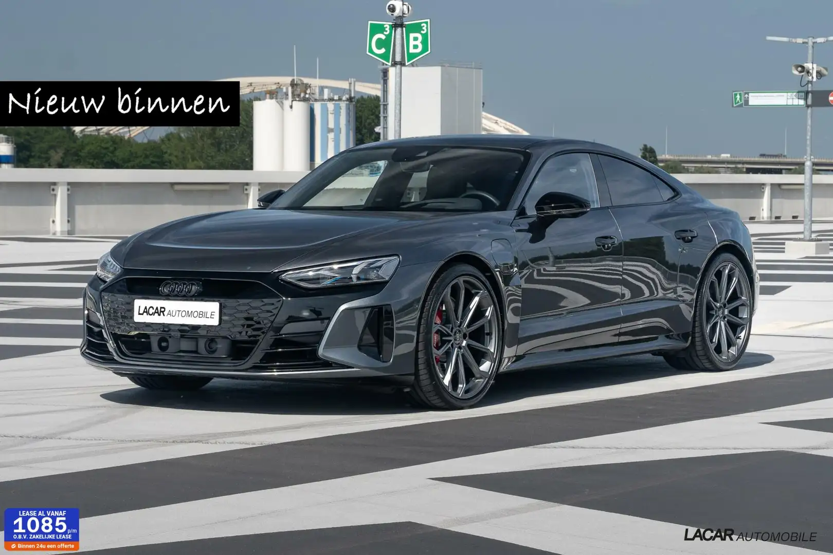 Audi RS e-tron GT 598pk I 4WS I Carbon I Pano I 22 inch Grijs - 1
