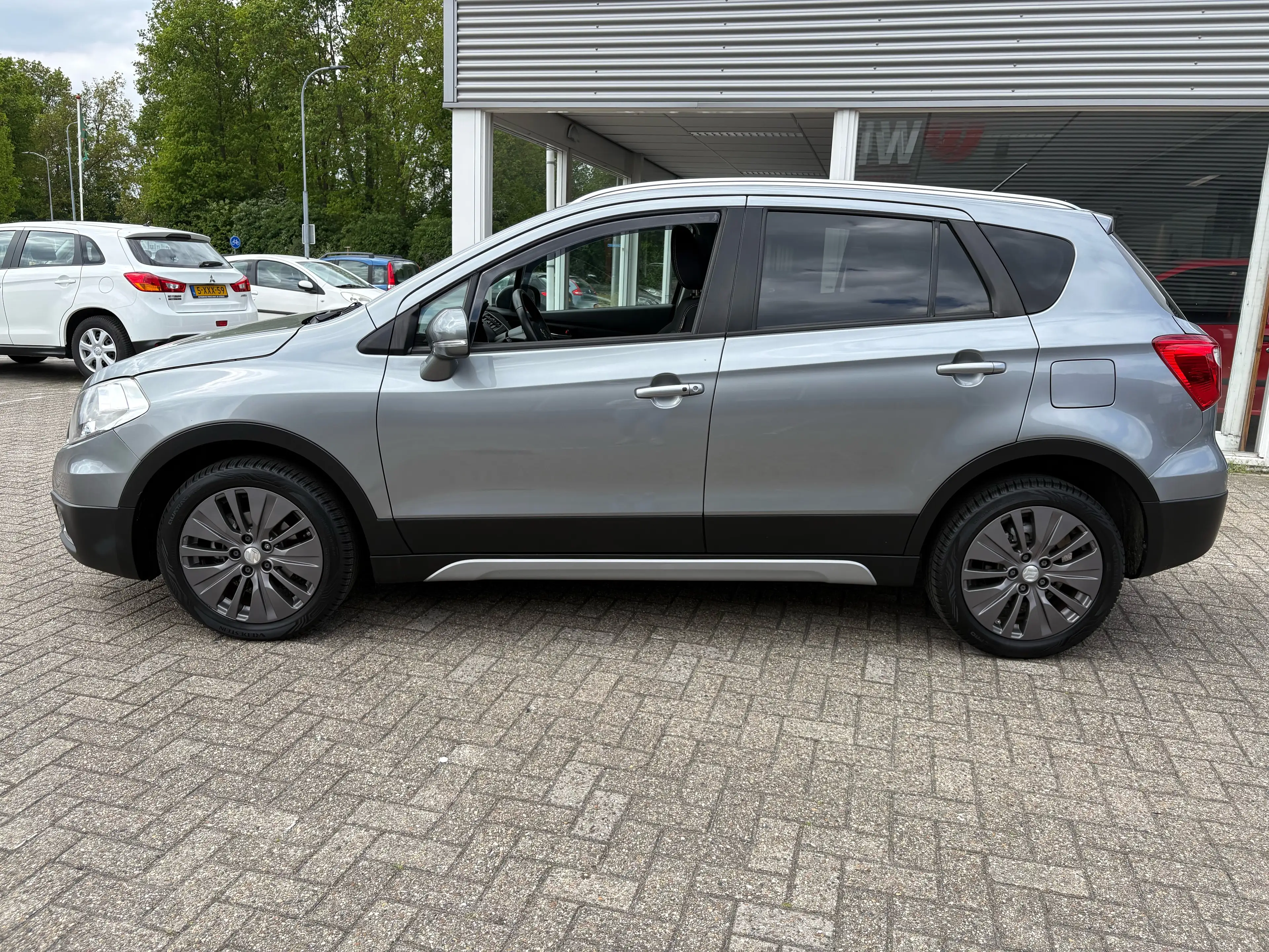 Suzuki SX4 S-Cross 1.6 Exclusive — photo 7