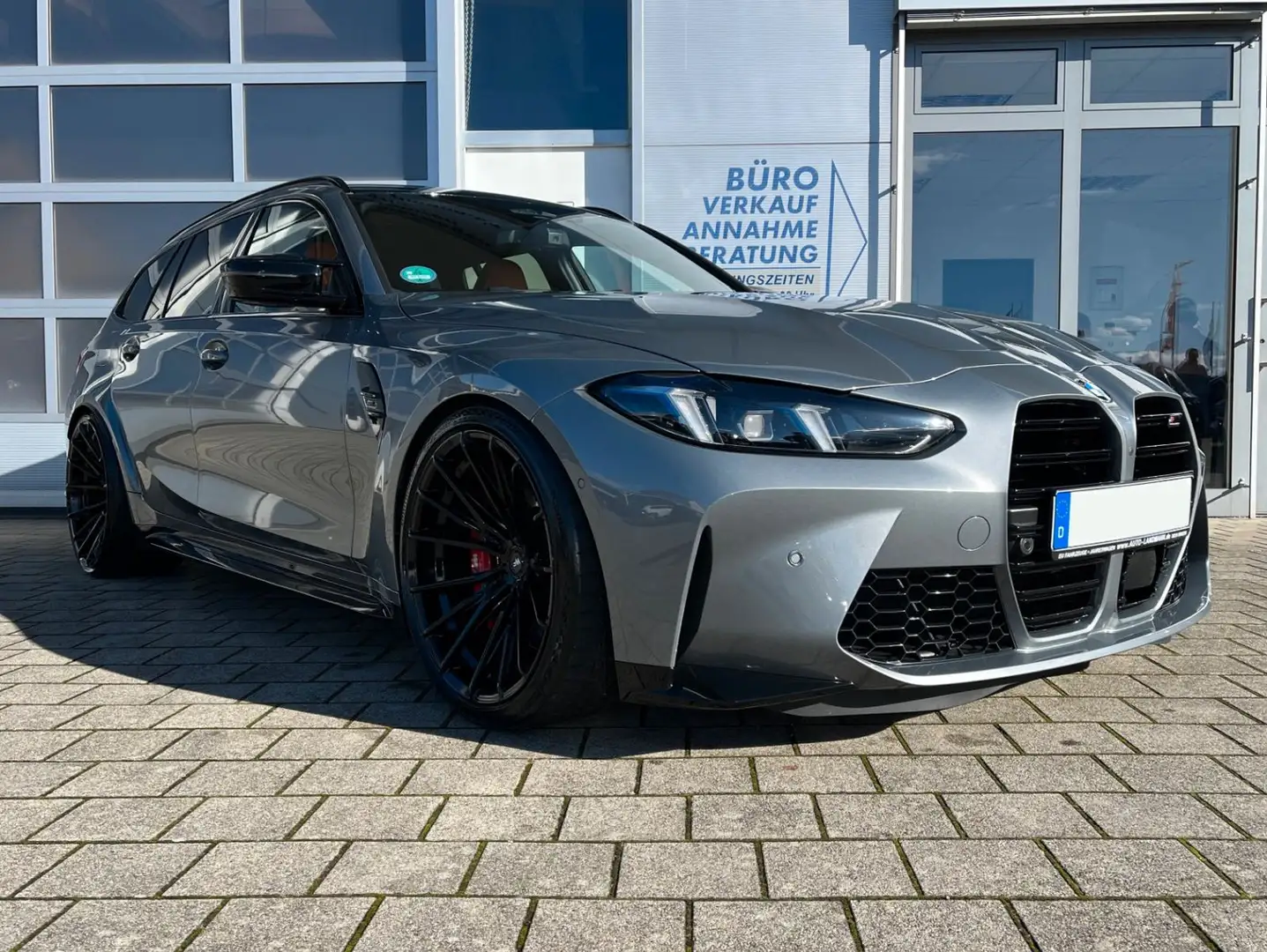 BMW M3 Comp. Touring xDr. Aut CARBON HUD 360° 8-FACH Grau - 2