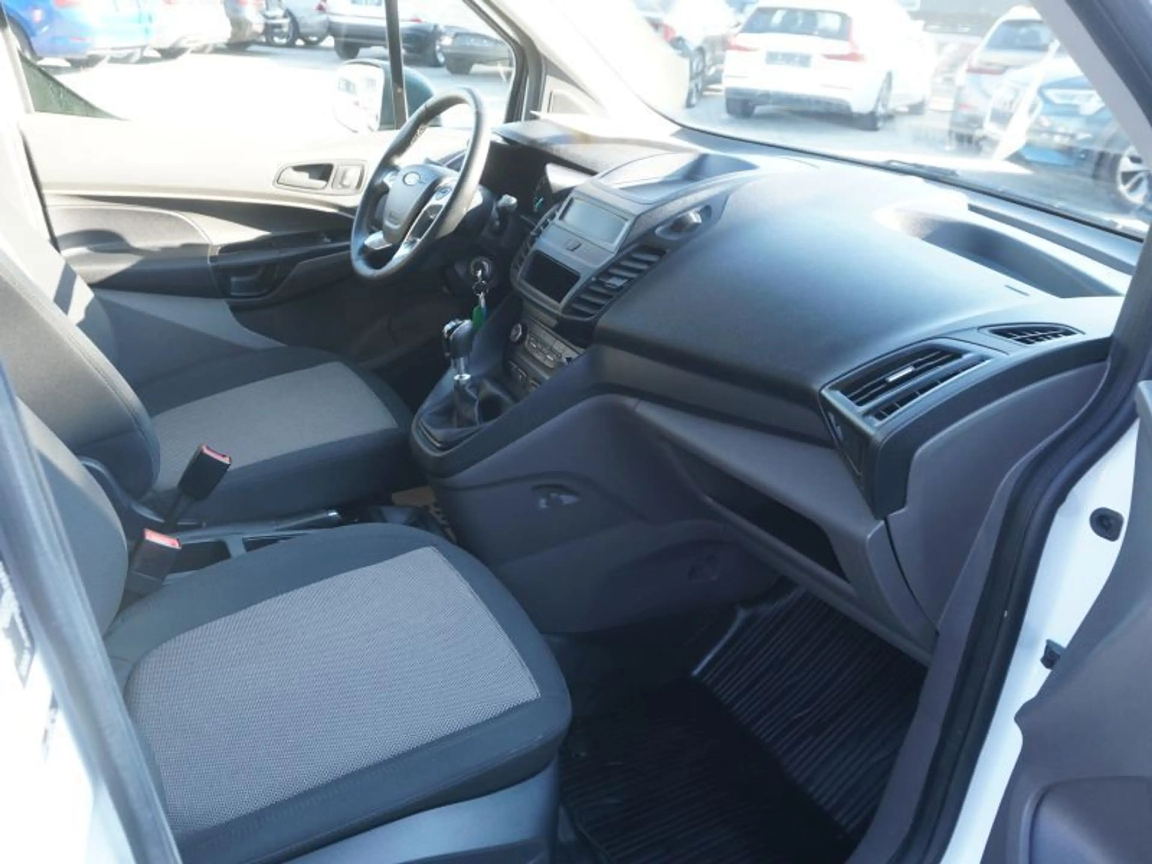 Ford Transit Connect 1.0 EcoBoost *KLIMA+AHV* — photo 9