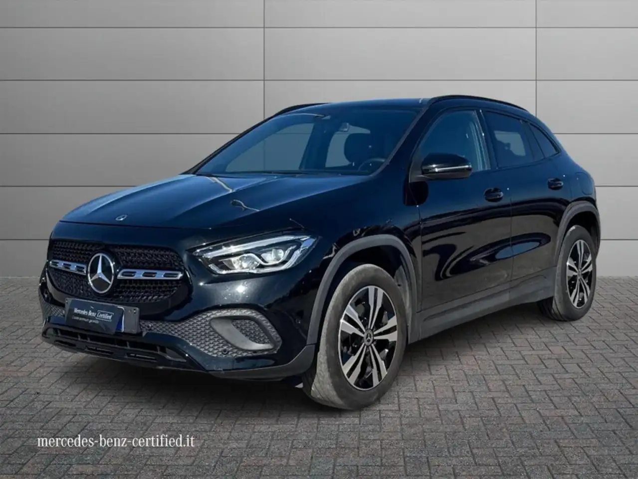 Mercedes-Benz GLA 200