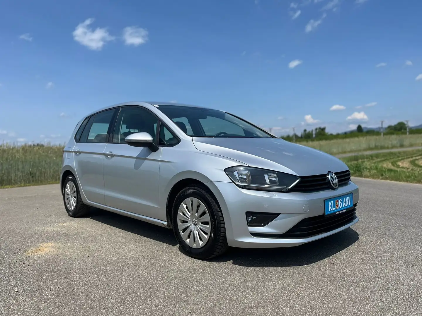 Volkswagen Golf Sportsvan Golf Sportsvan Trendline 1,6 BlueMotion TDI Silber - 1