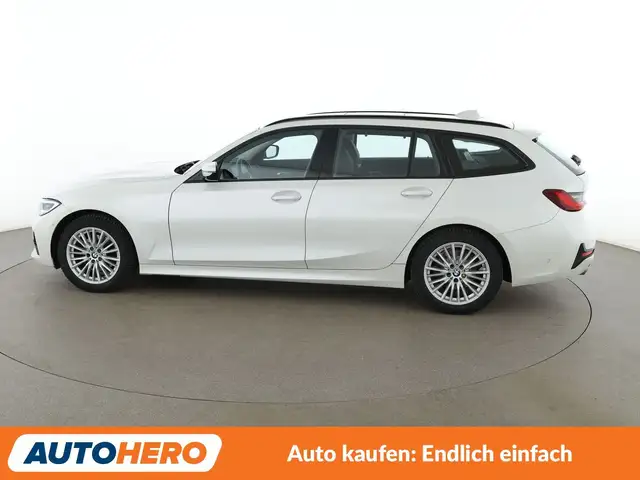 BMW 3 Series view 3