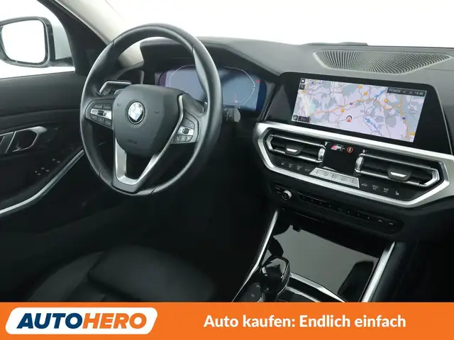 BMW 3 Series view 13