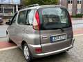 Toyota Yaris Verso 1.3 Sol Klima 2 Vorbesitzer Gris - thumbnail 16