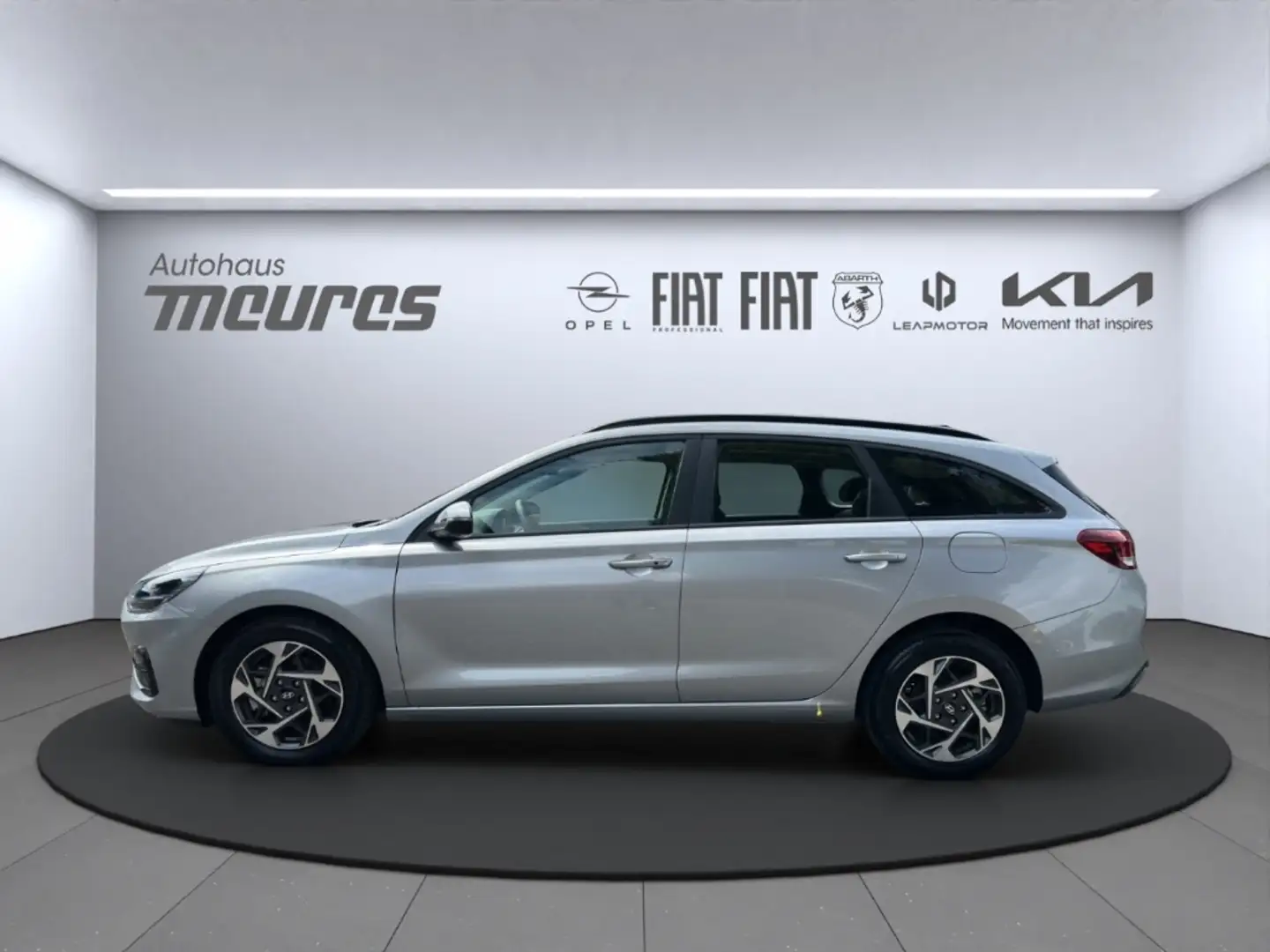 Hyundai i30 cw 1.0 T-GDI Advanced ATG Navi Klimaautom USB LED Argintiu - 2