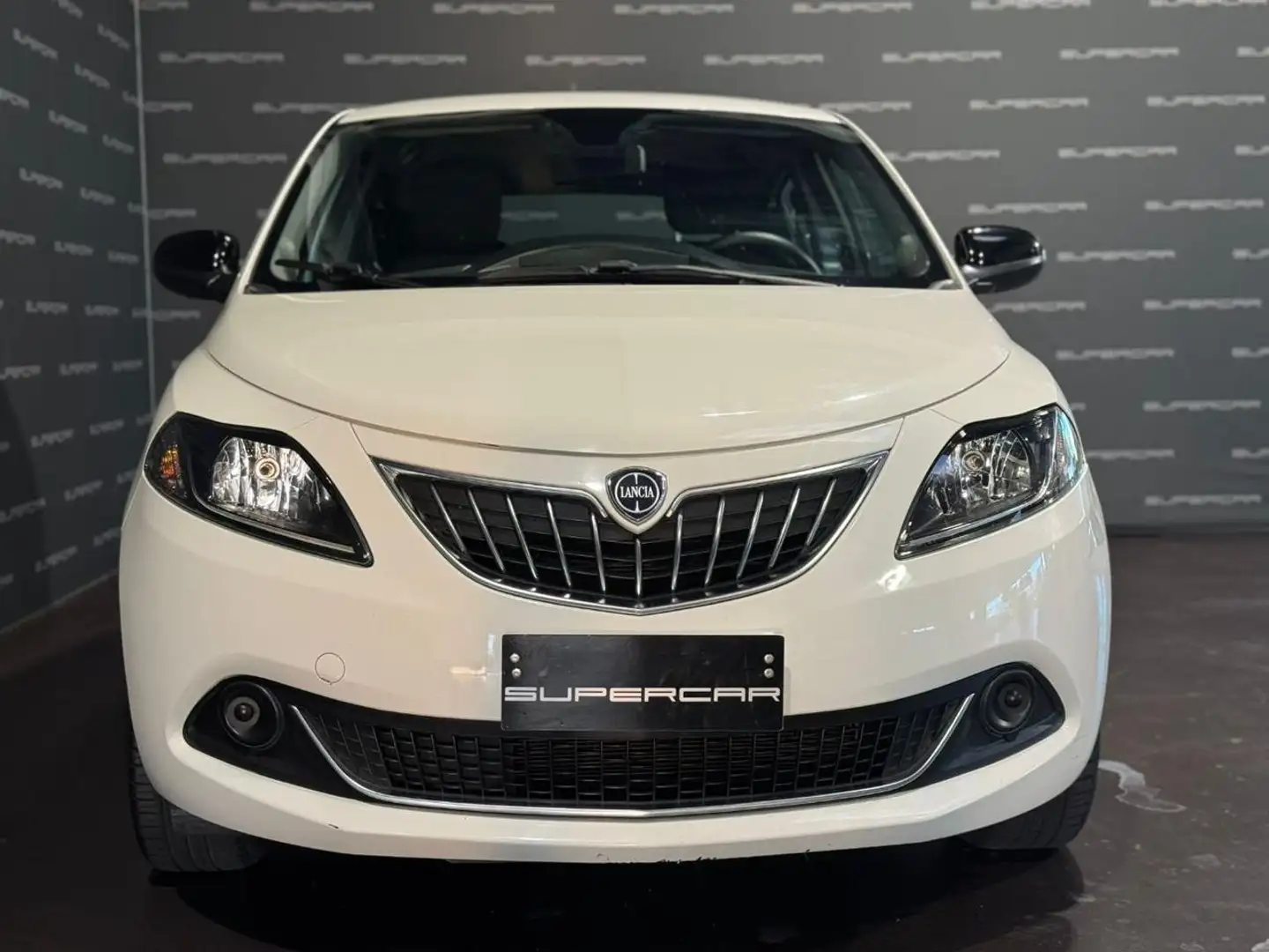 Lancia Ypsilon 1.0 FireFly 5 porte S&S Hybrid Silver Blanc - 2