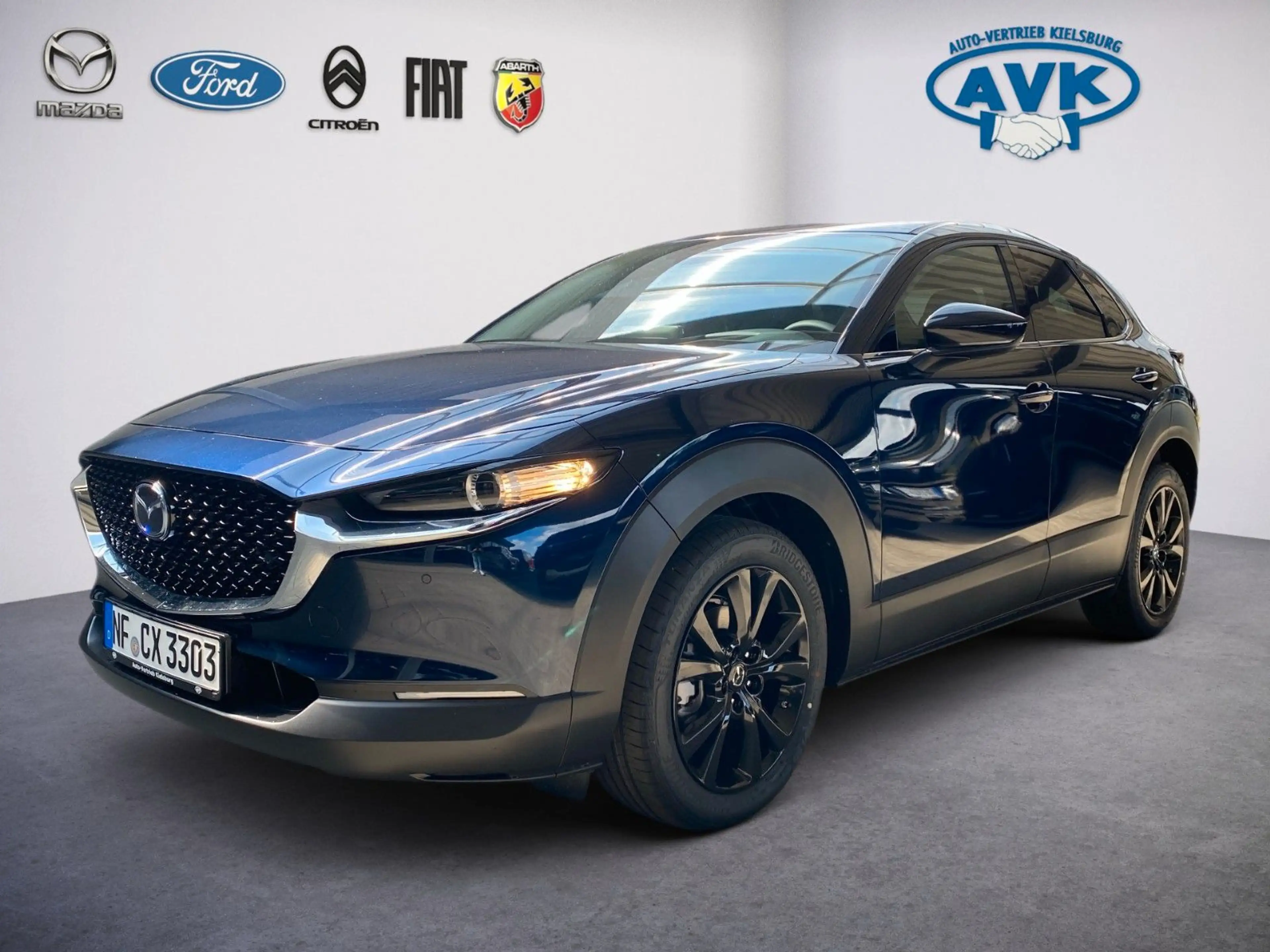 Mazda CX-30 — photo 2