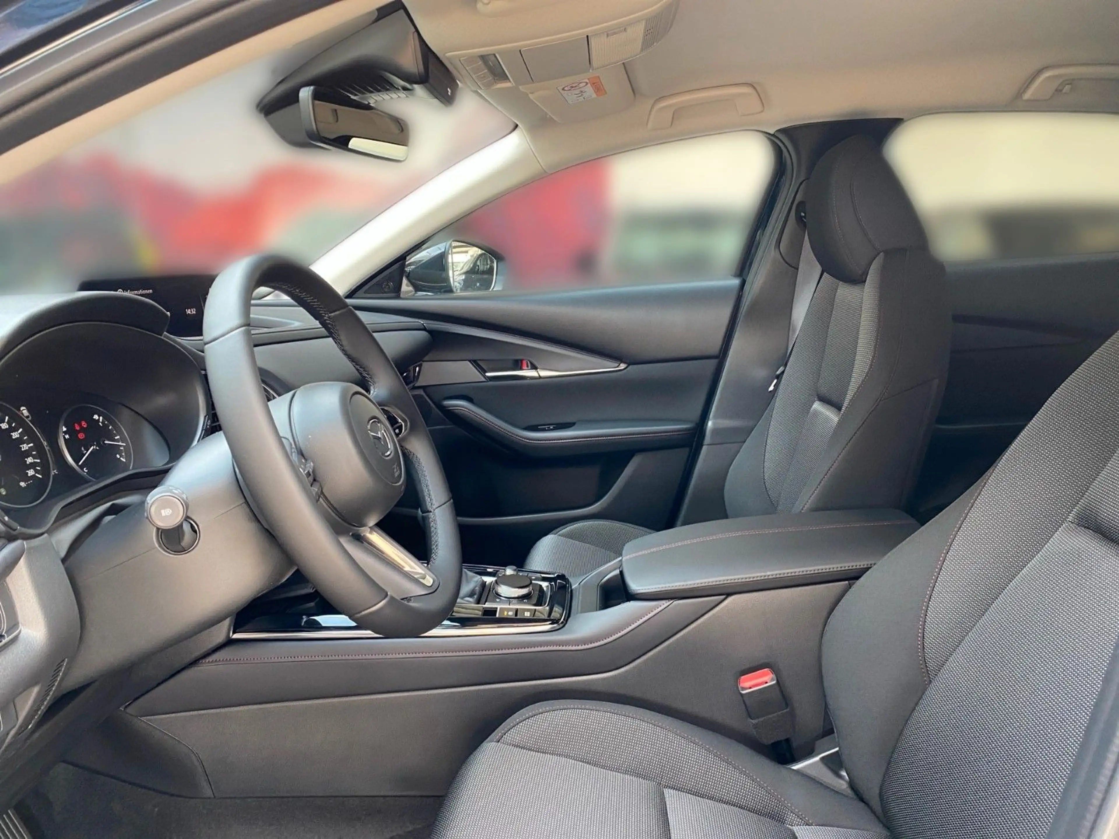 Mazda CX-30 — photo 7
