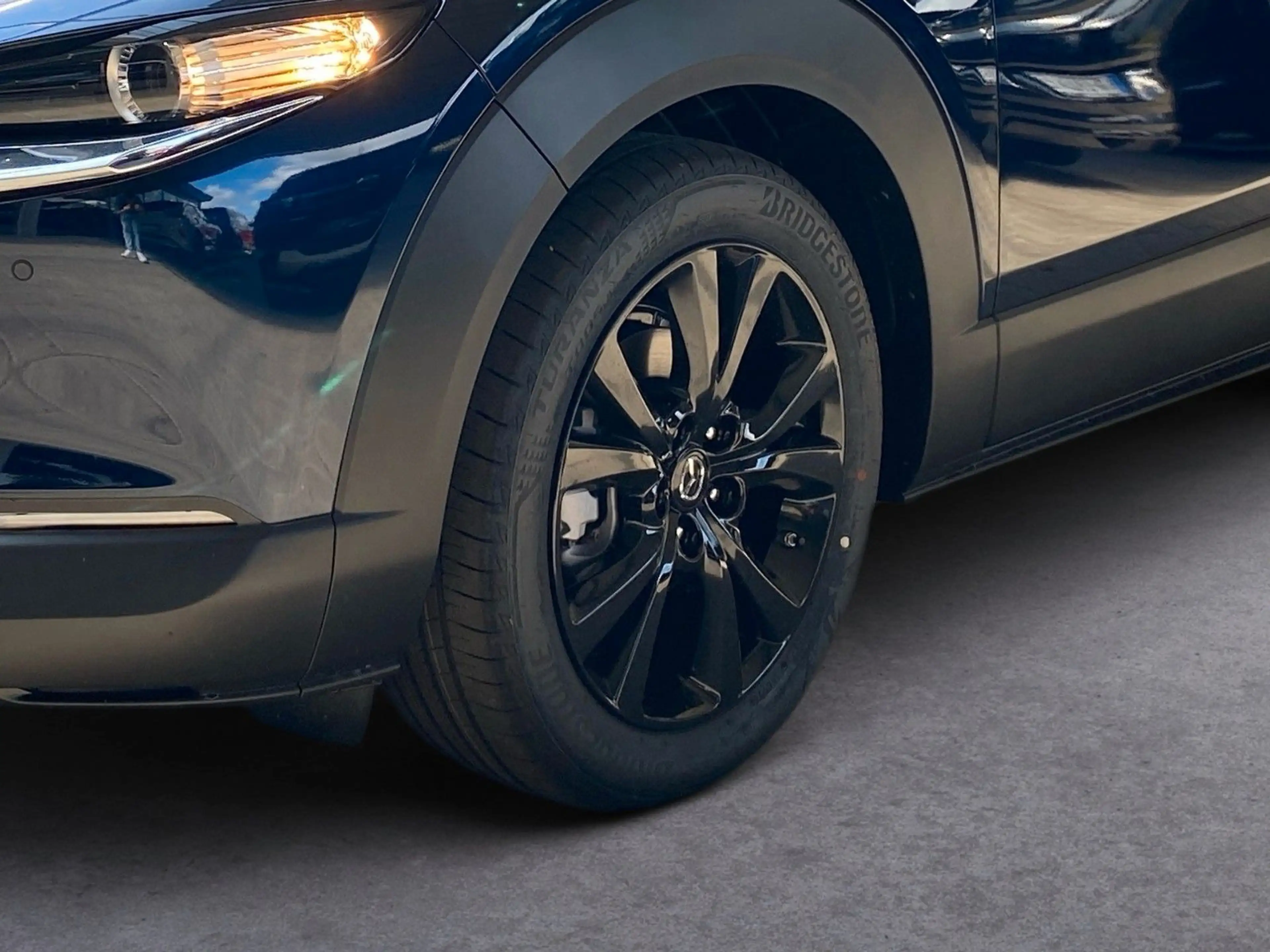 Mazda CX-30 — photo 6