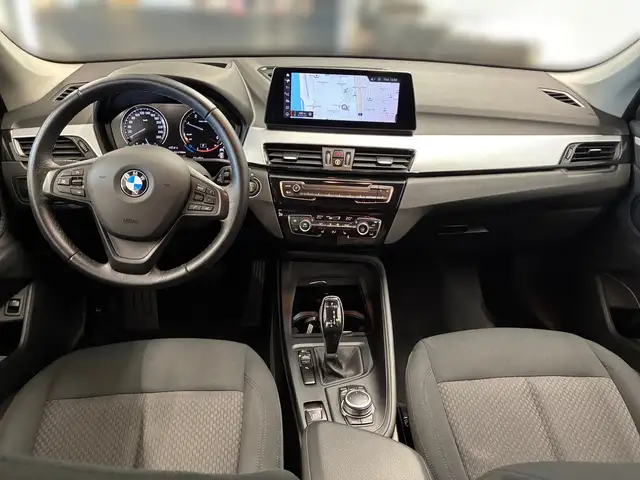 BMW X1 view 9