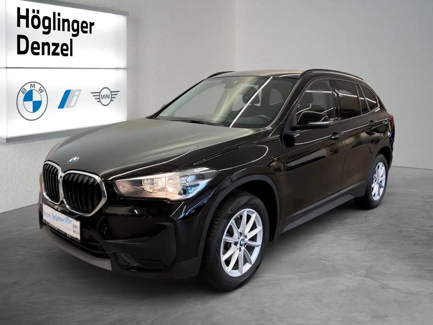 BMW X1 sDrive16d Schwarz - 2