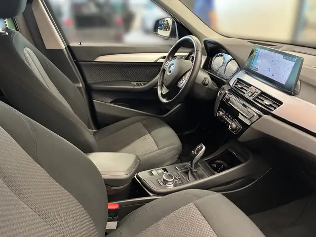BMW X1 view 12