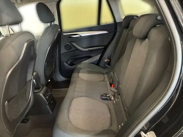 BMW X1 view 7