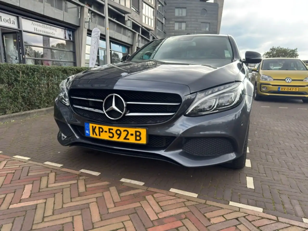 2015 Mercedes-Benz C 350 C 350e Lease Edition, photograph 1