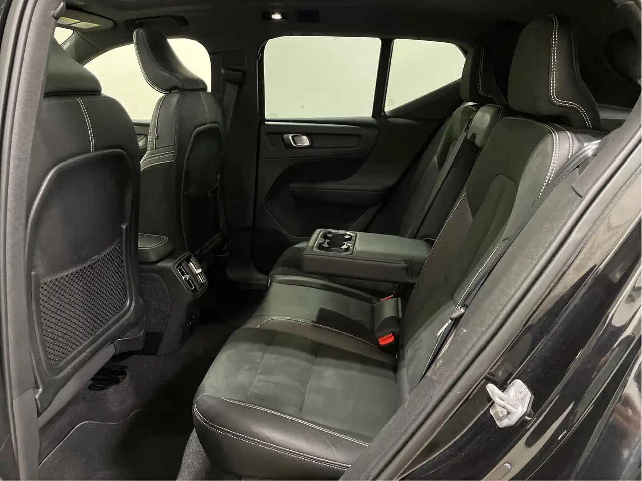 Volvo XC40 снимка Volvo XC40