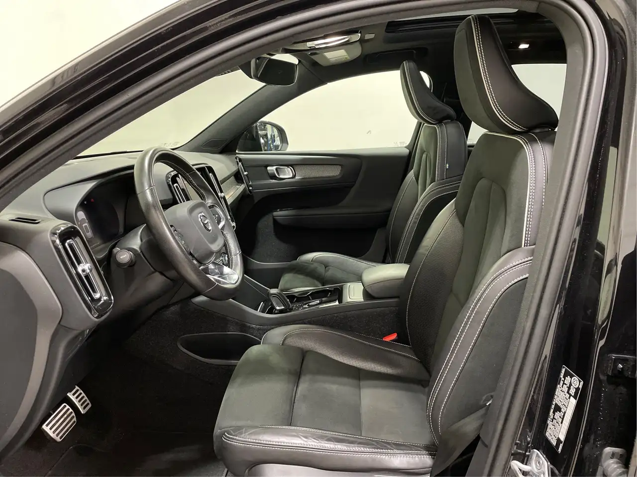 Volvo XC40 снимка Volvo XC40
