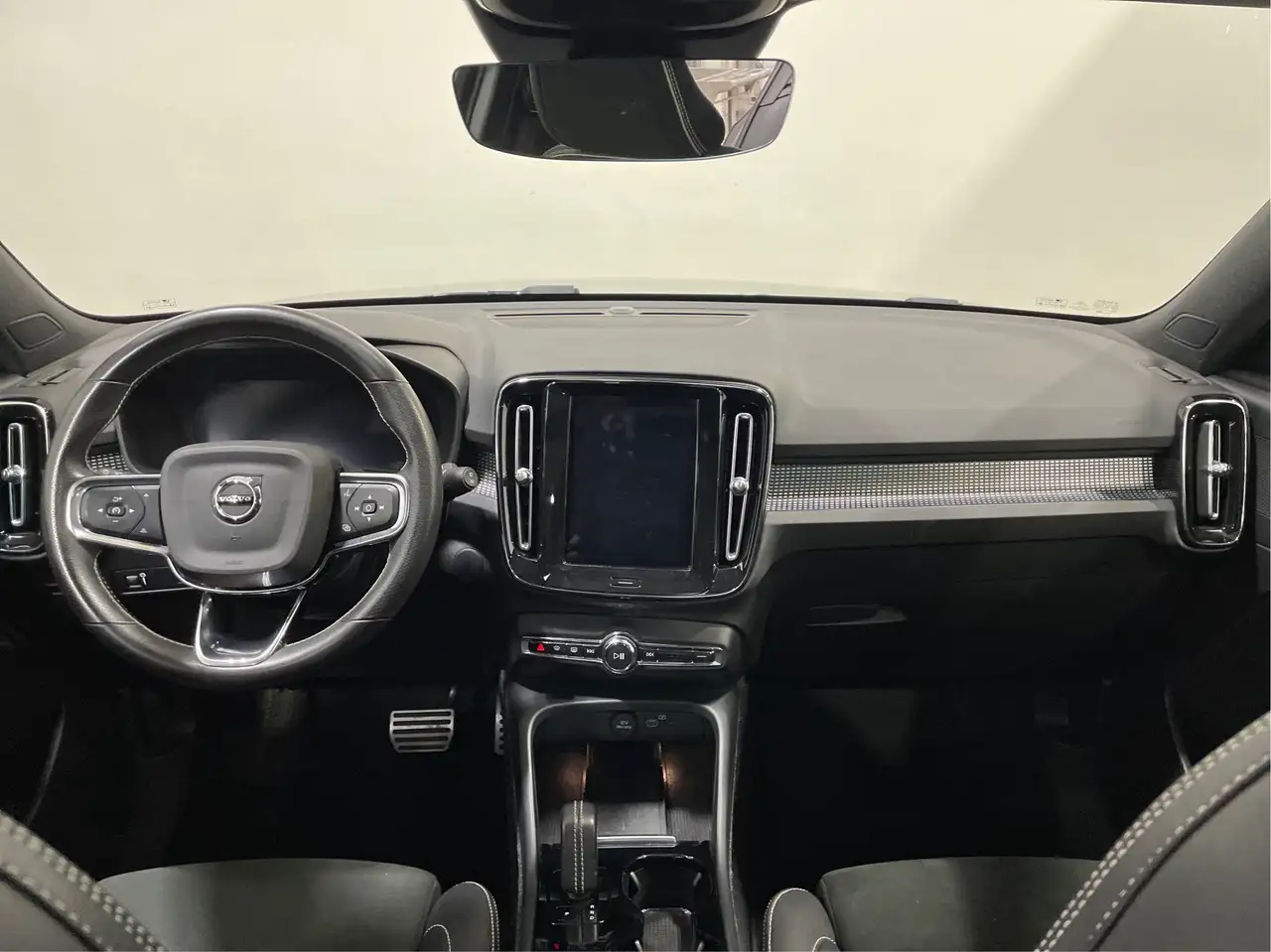 Volvo XC40 снимка Volvo XC40