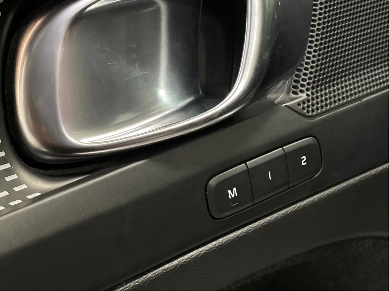 Volvo XC40 снимка Volvo XC40
