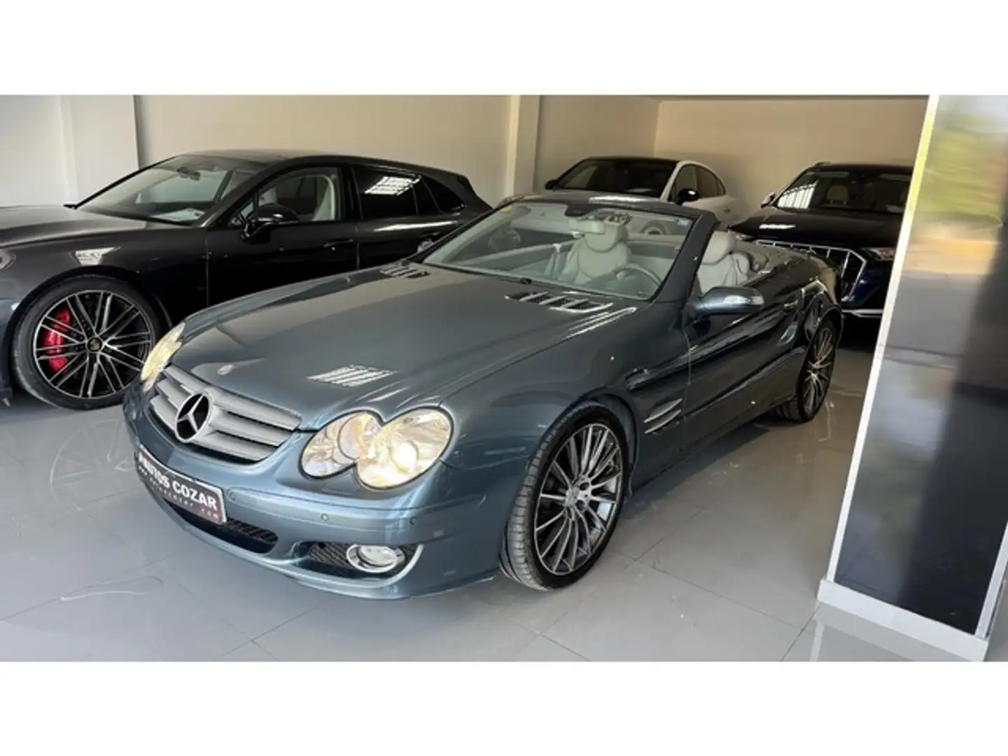 Mercedes-Benz SL 350 Aut. Gris - 2