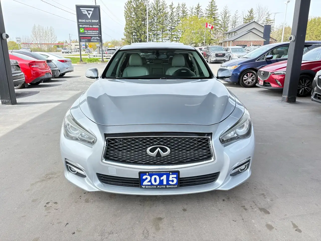 Infiniti Q50 снимка Infiniti Q50
