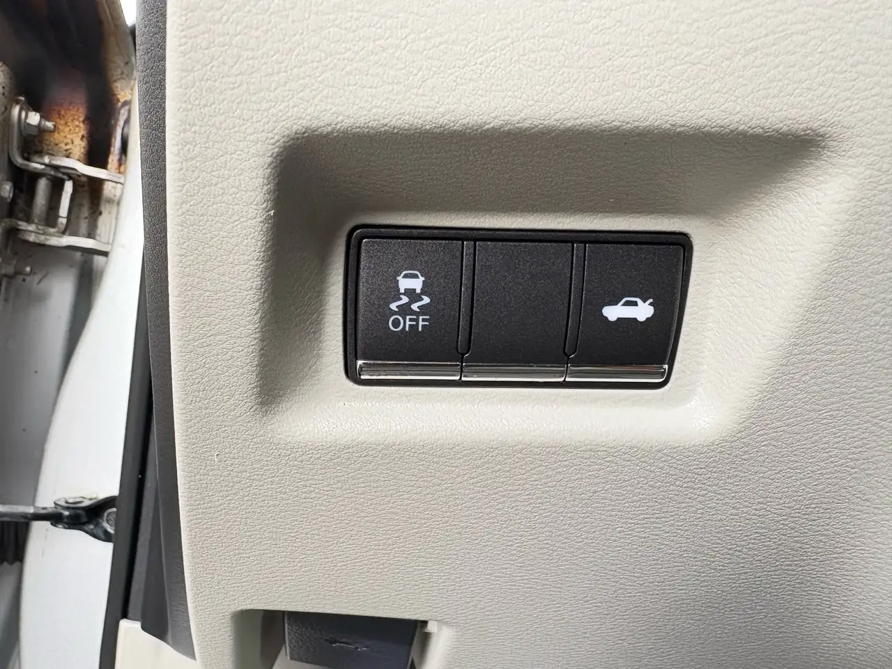Infiniti Q50 снимка Infiniti Q50