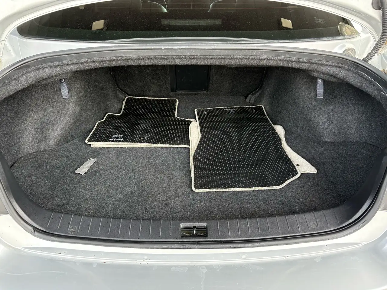 Infiniti Q50 снимка Infiniti Q50
