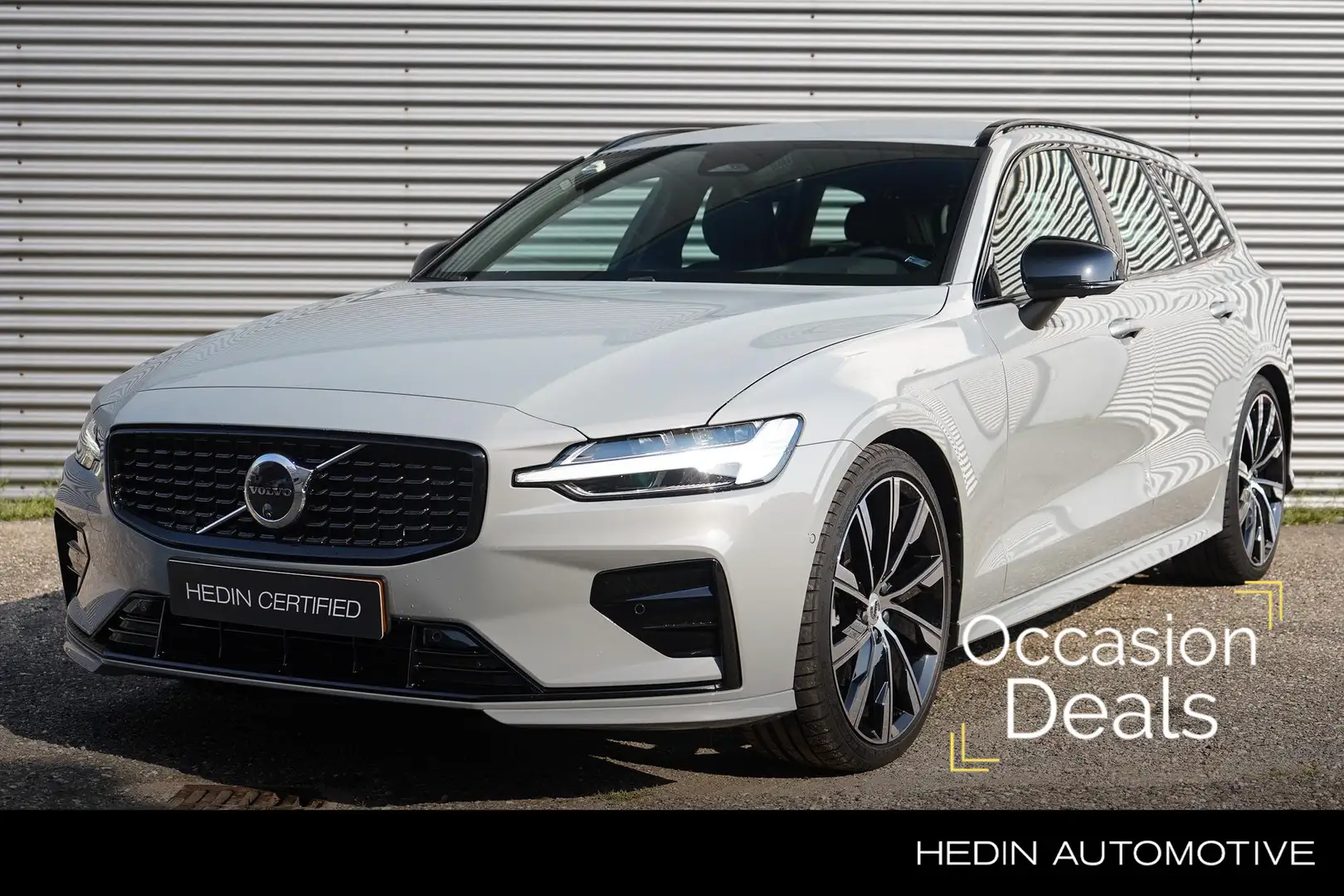 Volvo V60 B4 Plus Dark | 360 Camera | 20 inch | Nappa sport- Grau - 1