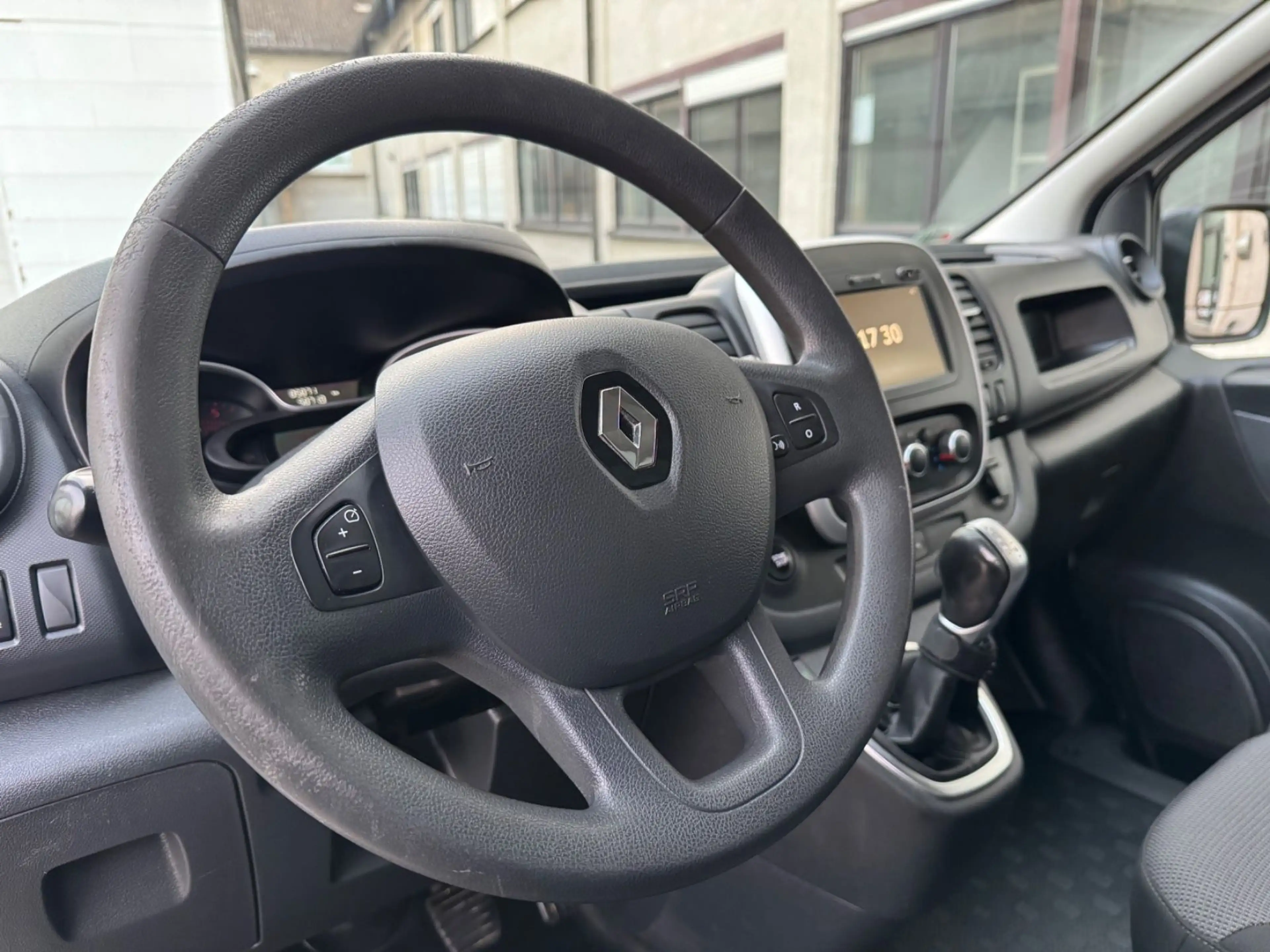 Renault Trafic Kasten 145PS AUTOMATIK KAMERA LED NAVI — photo 12