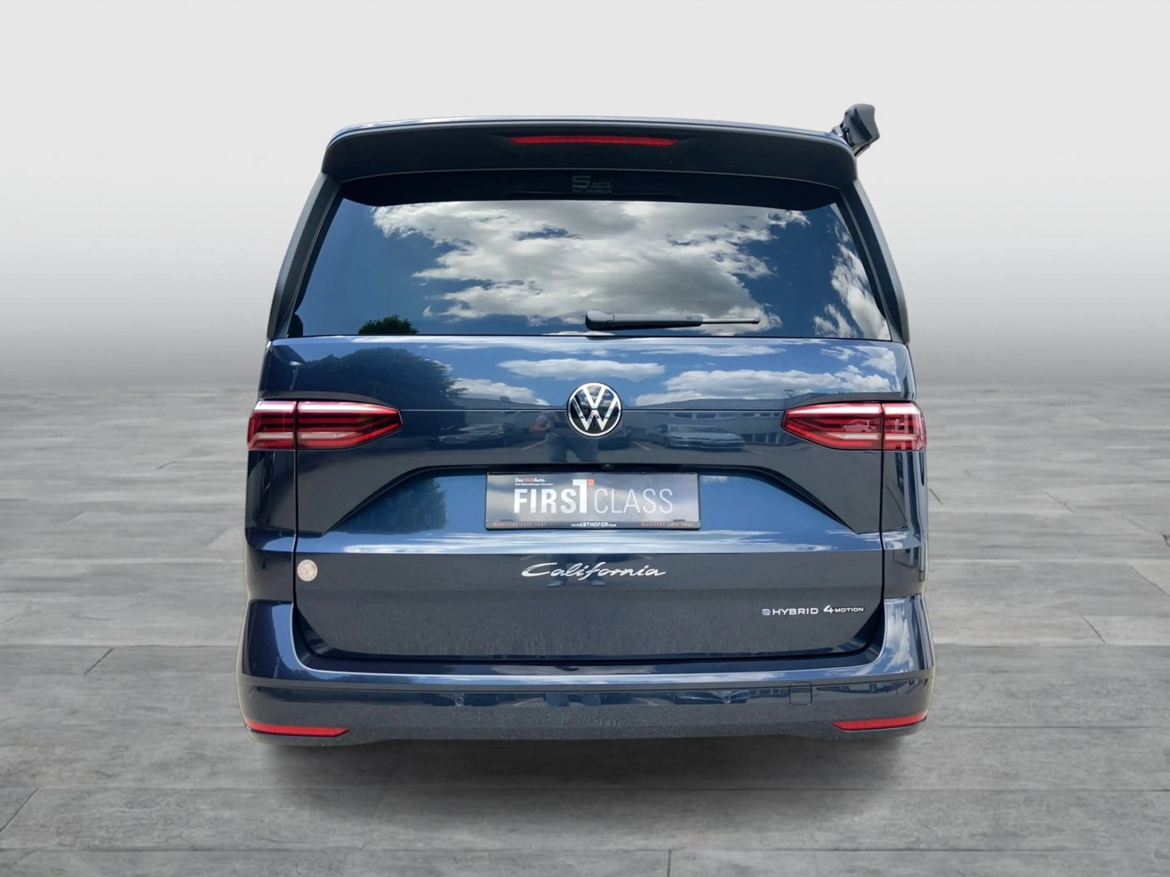 Volkswagen T7 California VW T7 California Ocean eHybrid 180 kW 4M — photo 5