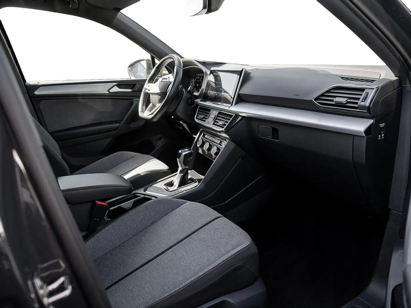 SEAT Tarraco 2.0 TDI Style DSG AHK STHZG KAM ACC N Grau - 2