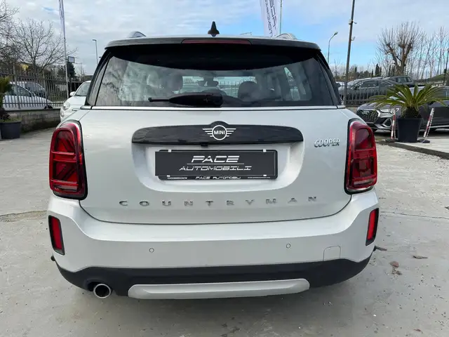 Mini Cooper Cooper view 14