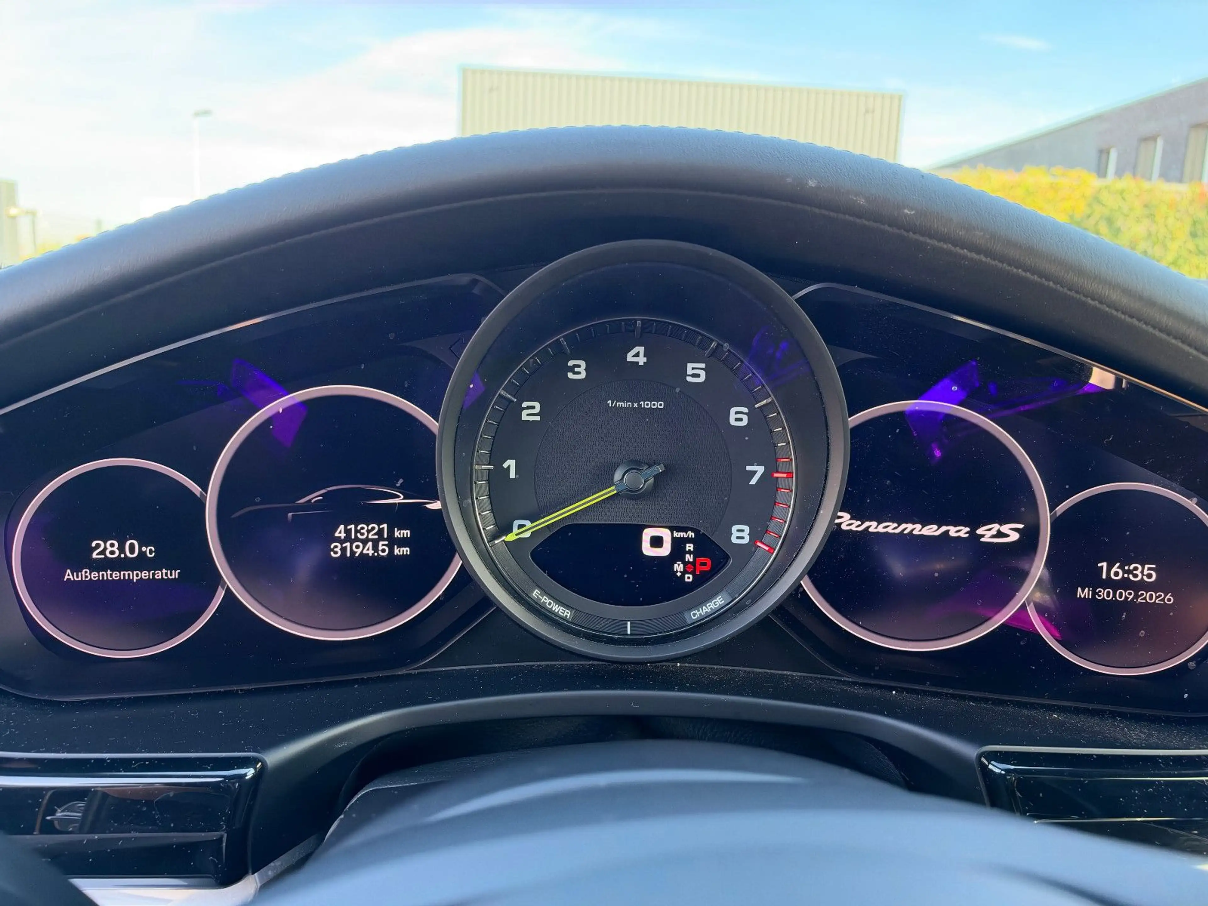 Porsche Panamera 4 S E-Hybrid/ Wunderschönes Fahrzeug — photo 9