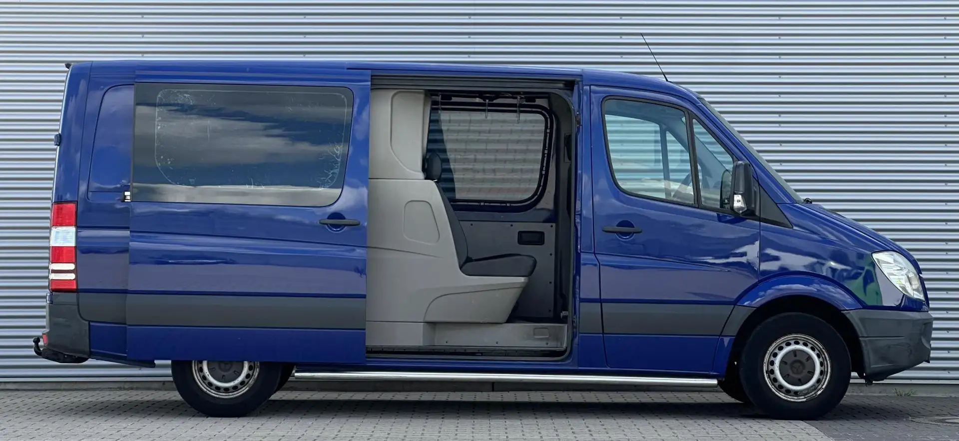 Mercedes-Benz Sprinter 213 2.2 CDI 366 DC Dubbele cabine automaat Blauw - 2
