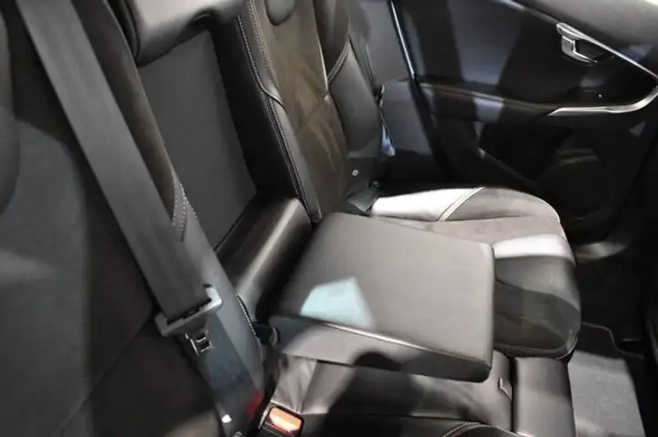 Volvo S40 2014, foto 24