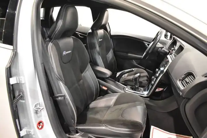 Volvo S40 2014, foto 17