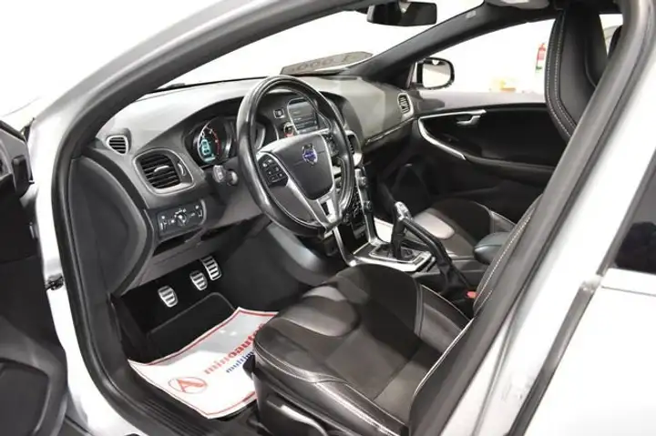 Volvo S40 2014, foto 13
