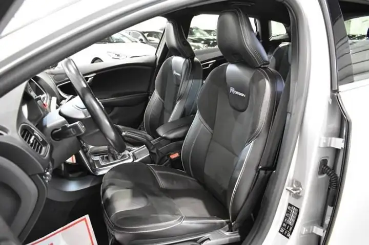 Volvo S40 2014, foto 14
