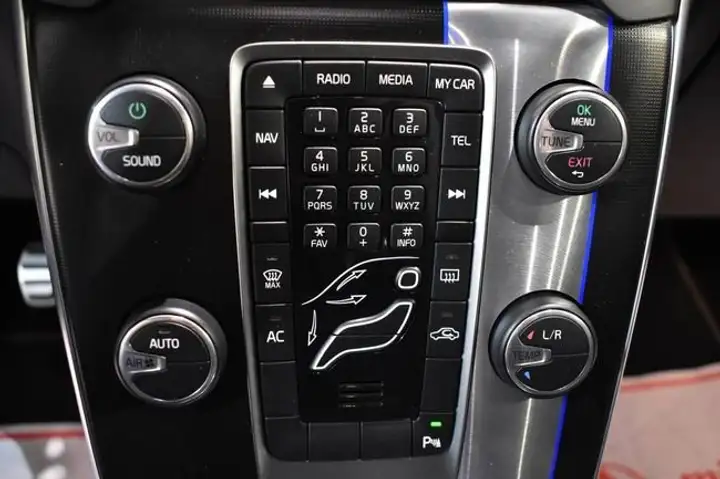 Volvo S40 2014, foto 50