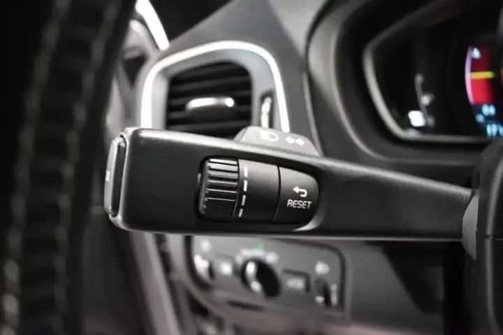 Volvo S40 2014, foto 33