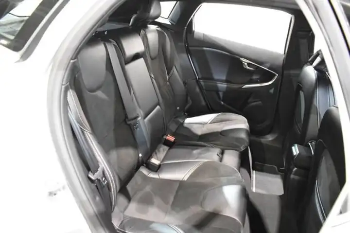 Volvo S40 2014, foto 23