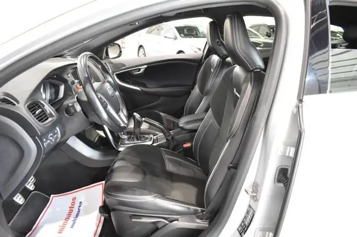 Volvo S40 2014, foto 12
