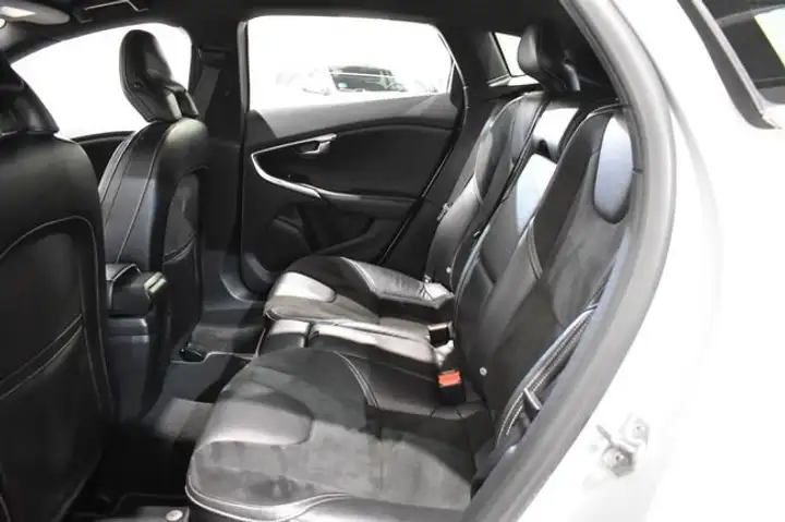 Volvo S40 2014, foto 18