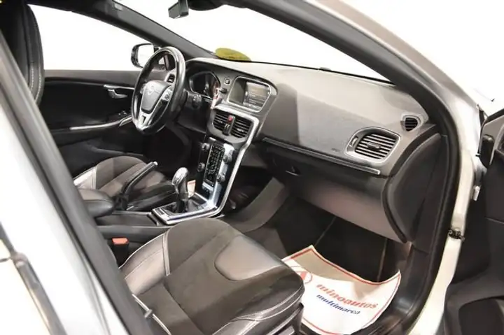 Volvo S40 2014, foto 16