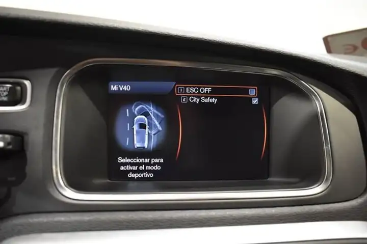 Volvo S40 2014, foto 37