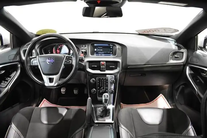 Volvo S40 2014, foto 8