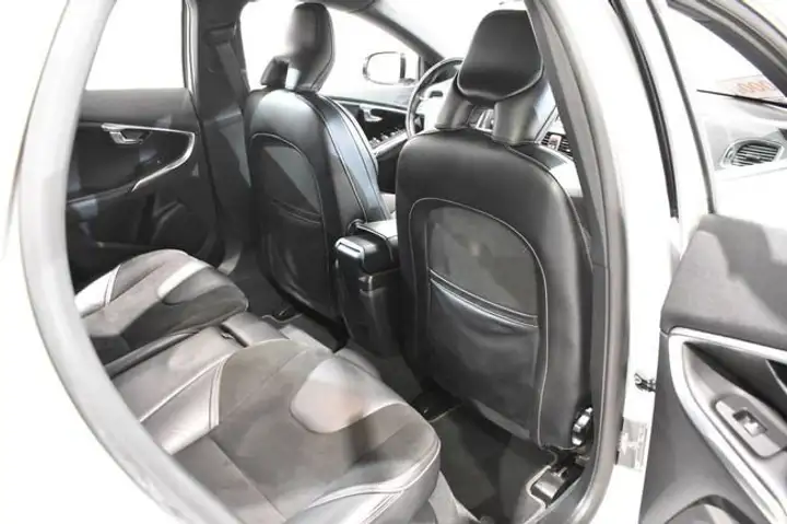 Volvo S40 2014, foto 22