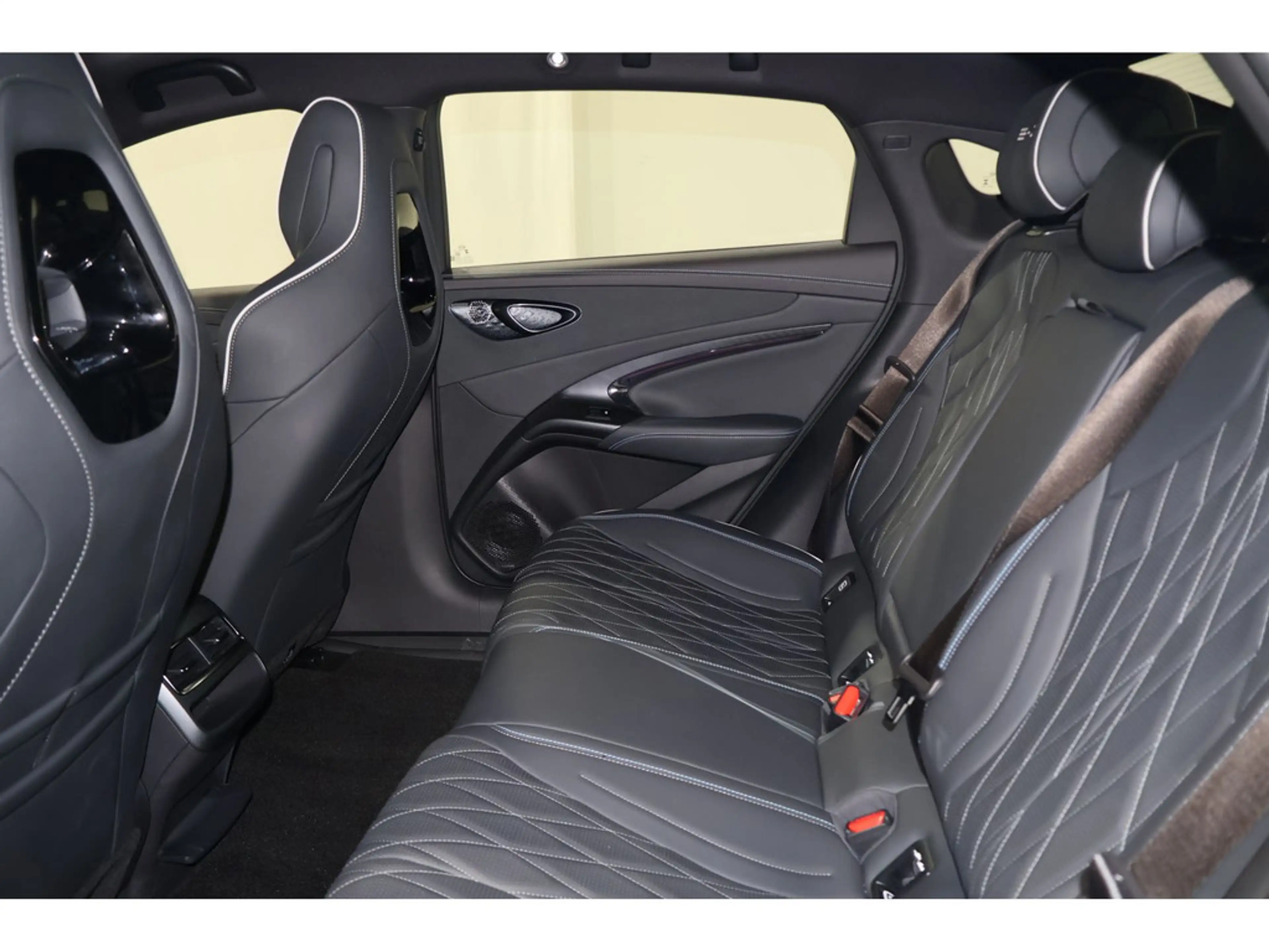 BYD Seal Comfort — photo 13