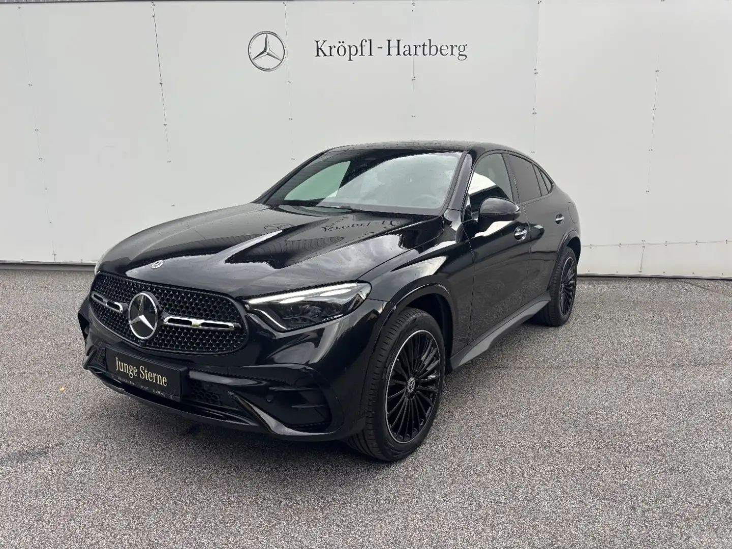 Mercedes-Benz GLC 300 de 4MATIC Coupé AMG Night AR MBUX Ambi Schwarz - 2