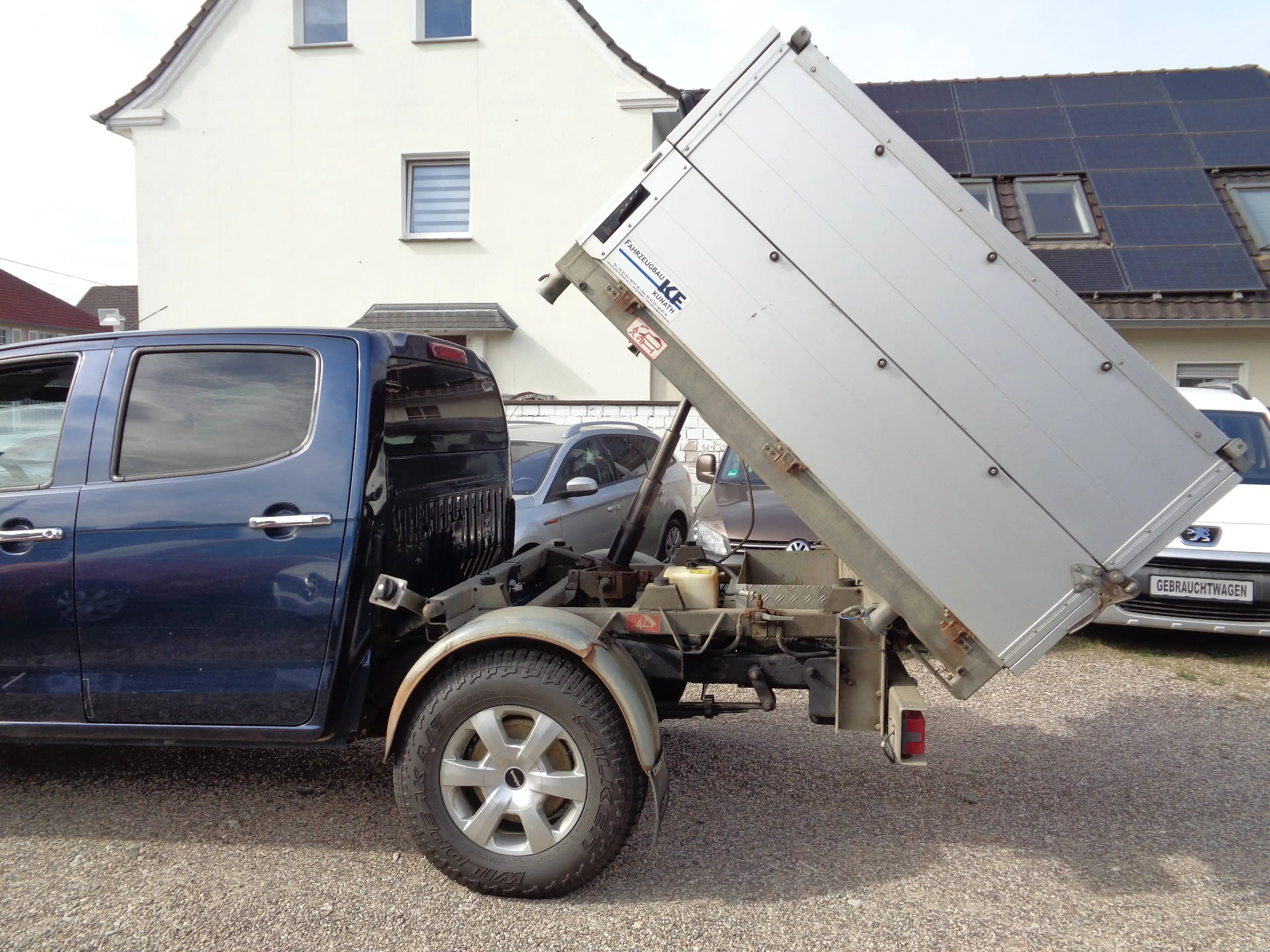 Isuzu D-Max 3 Seiten Kipper - Allrad - Klima - Rückfahrkamera - Anhängerkupplung — photo 8